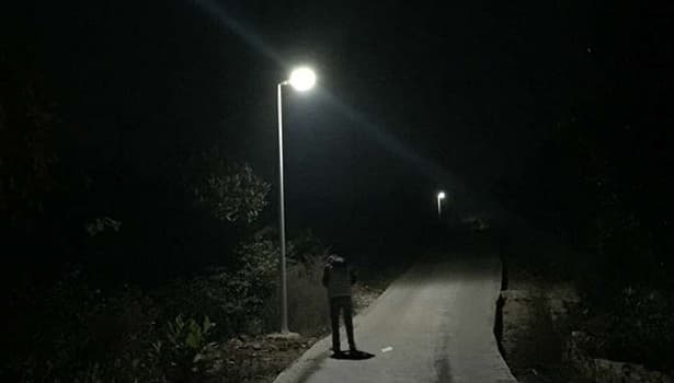 solar powered street lights