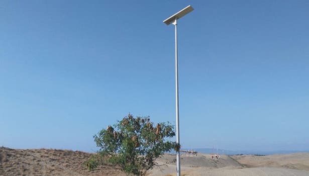 commercial solar powered street lights