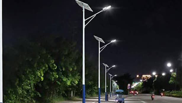 commercial solar powered street lights