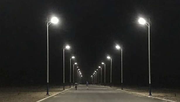 solar powered outdoor street lights