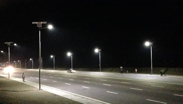 solar powered outdoor street lights